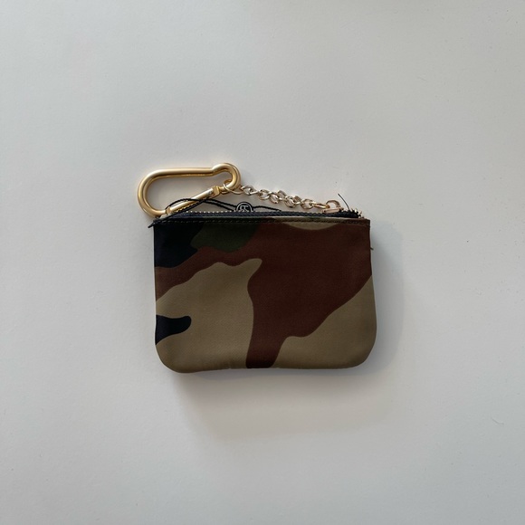Camo Chain Wallet - Picture 2 of 2